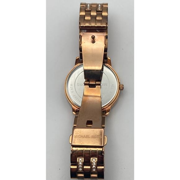Michael Kors MK-3193 Rose Gold logo Womens Watch 35mm - New Battery - WR 5 ATM - Picture 5 of 10